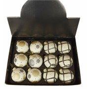 Bombka w kratę i gwiazdy/ bombka szklana w geometryczne grochy fi8cm display